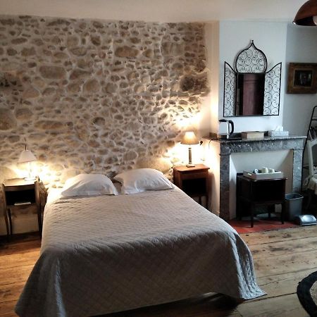 Maison De Ville Au Pied De La Montagne Noire 马扎梅 外观 照片
