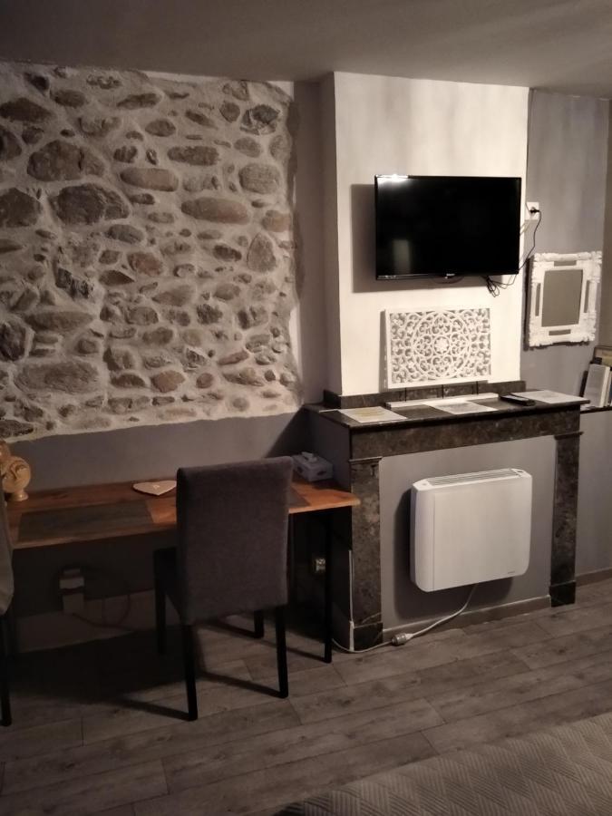 Maison De Ville Au Pied De La Montagne Noire 马扎梅 外观 照片
