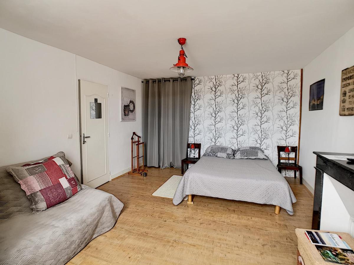Maison De Ville Au Pied De La Montagne Noire 马扎梅 外观 照片