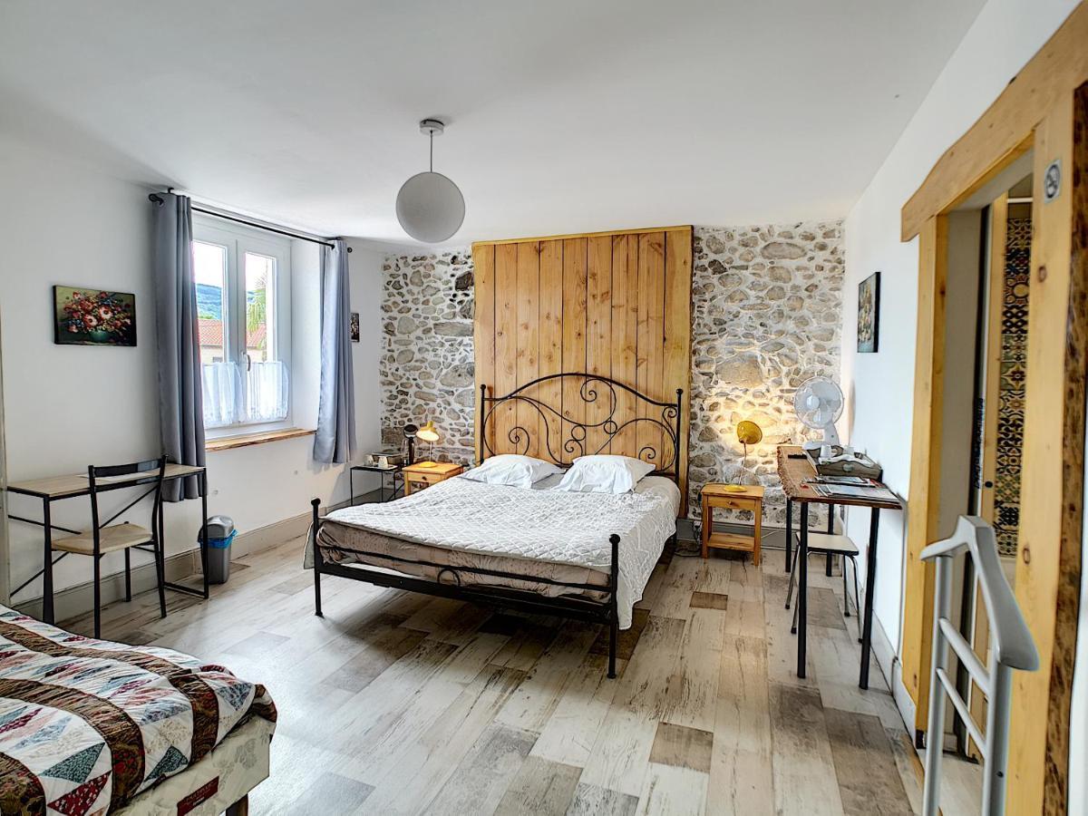 Maison De Ville Au Pied De La Montagne Noire 马扎梅 外观 照片